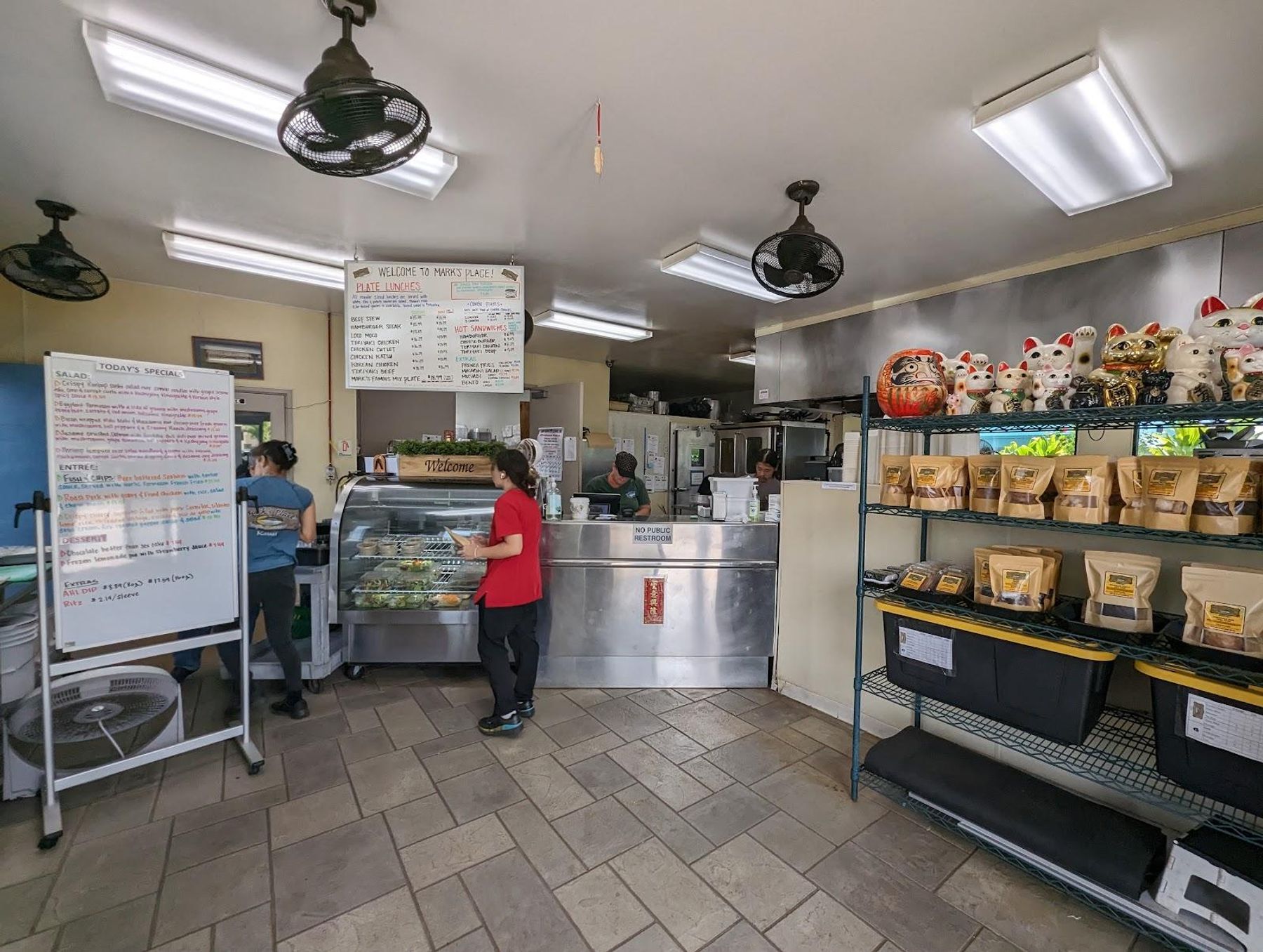 Mark's Place restaurant in Lihue, Kaua‘i photo 4