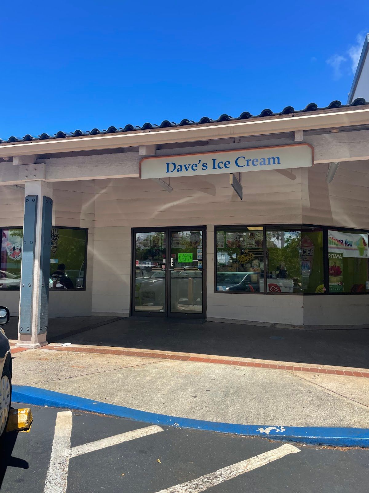 Photo 1 of Dave's Ice Cream at Waipio in Waipahu & Kunia, Oahu