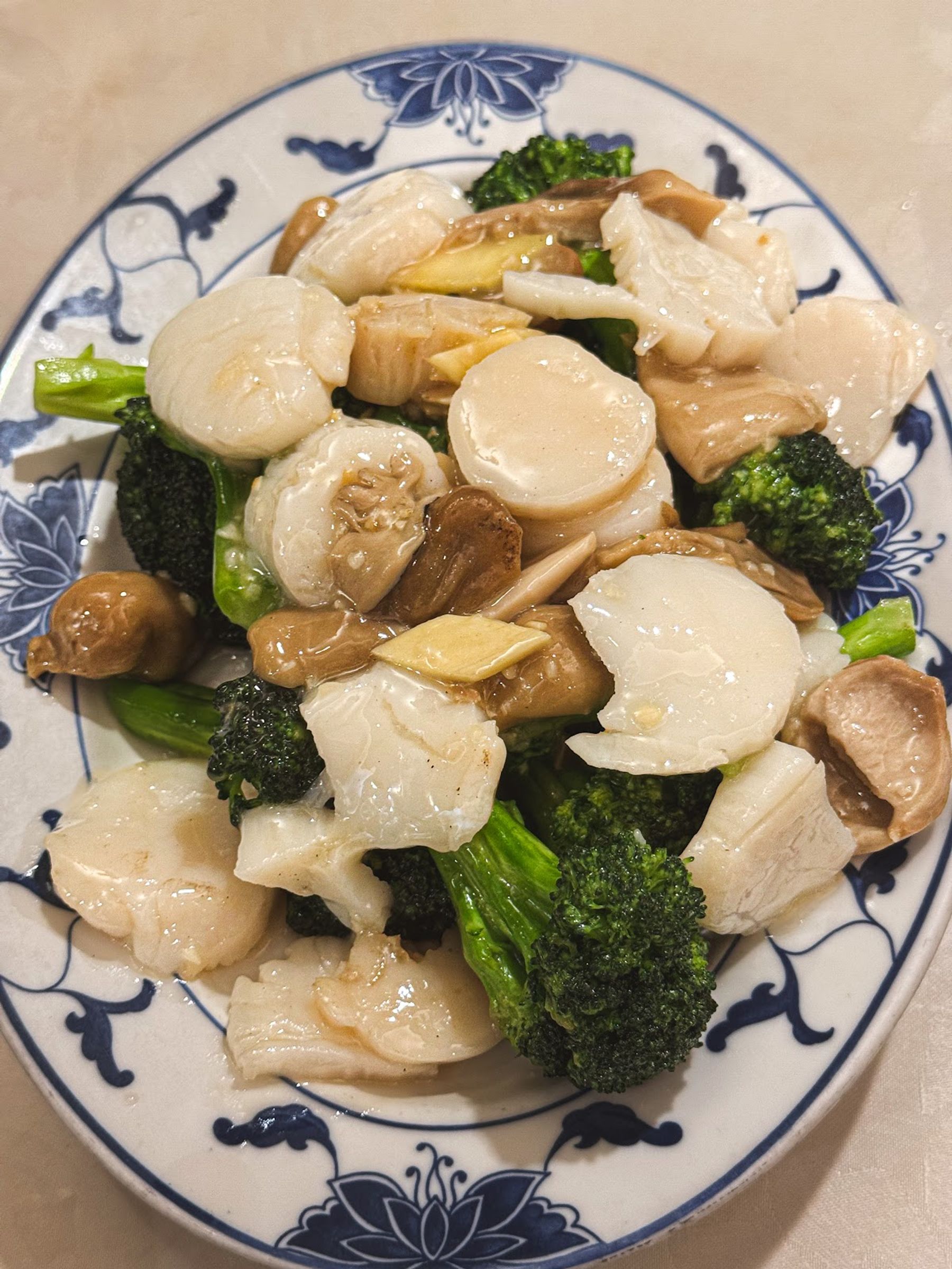 Photo 10 of Fook Yuen Seafood Restaurant in Ala Moana & Mōʻiliʻili, Oahu