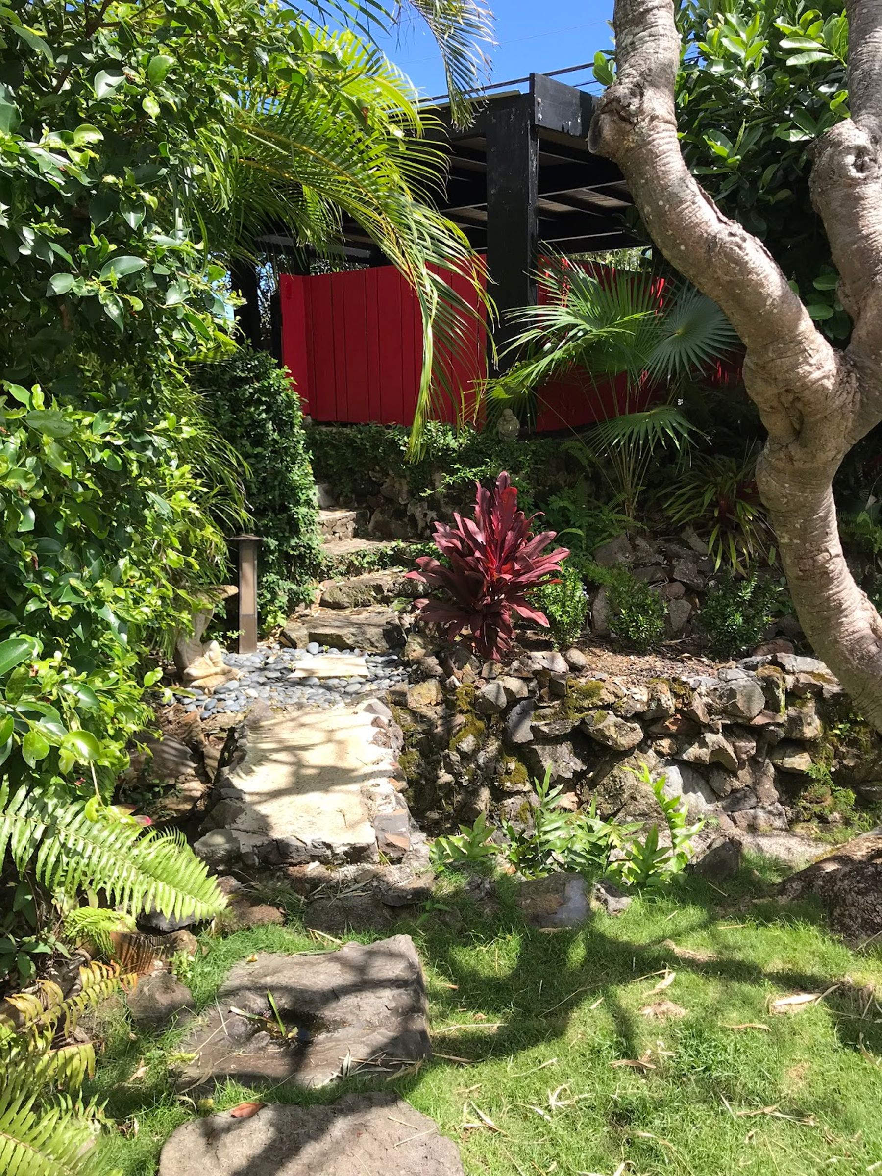 Photo 5 of Hawaii's Hidden Hideaway Bed & Breakfast in Kailua & Lanikai, Oahu