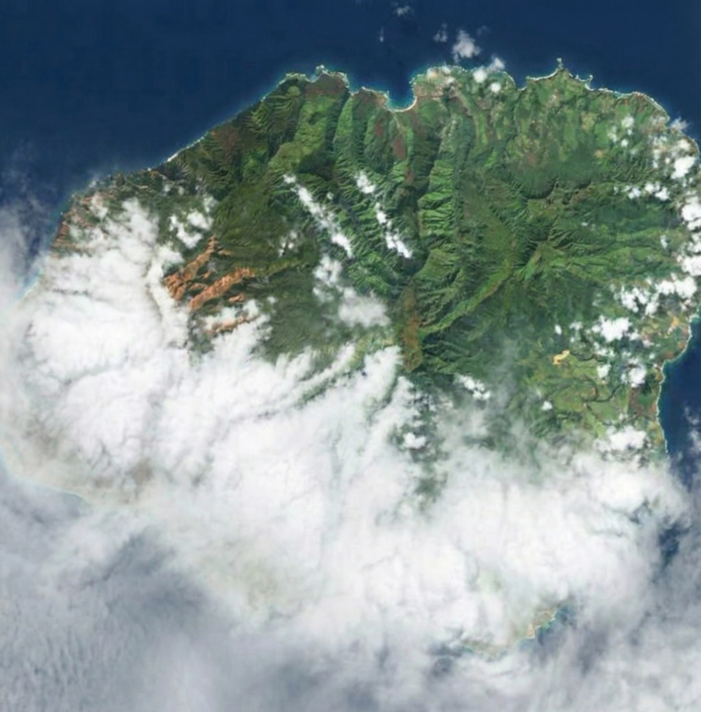 satellite view of Kaua'i during a typical Kona storm weather pattern