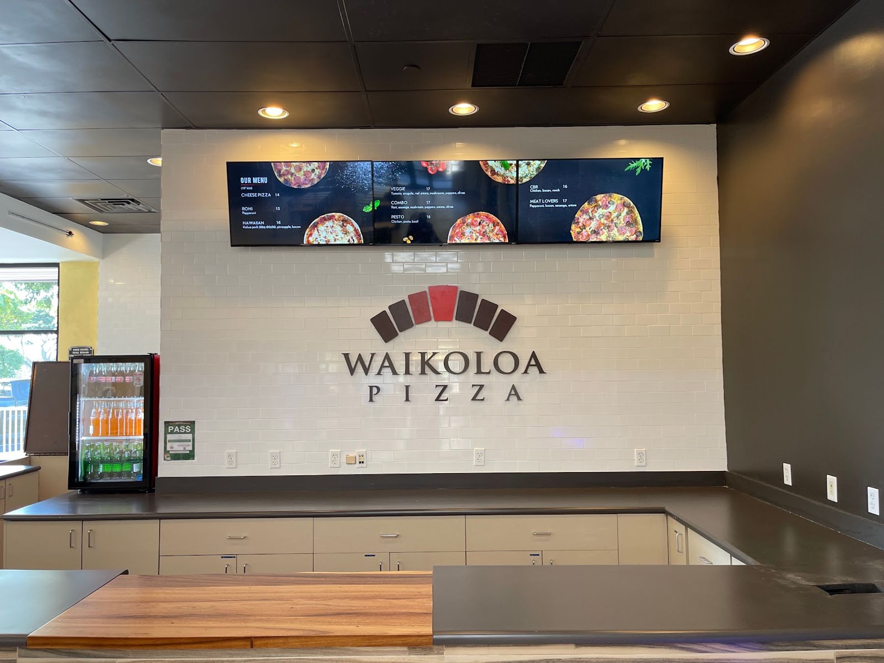 Photo 2 of Waikoloa Pizza in Waikoloa, Big Island