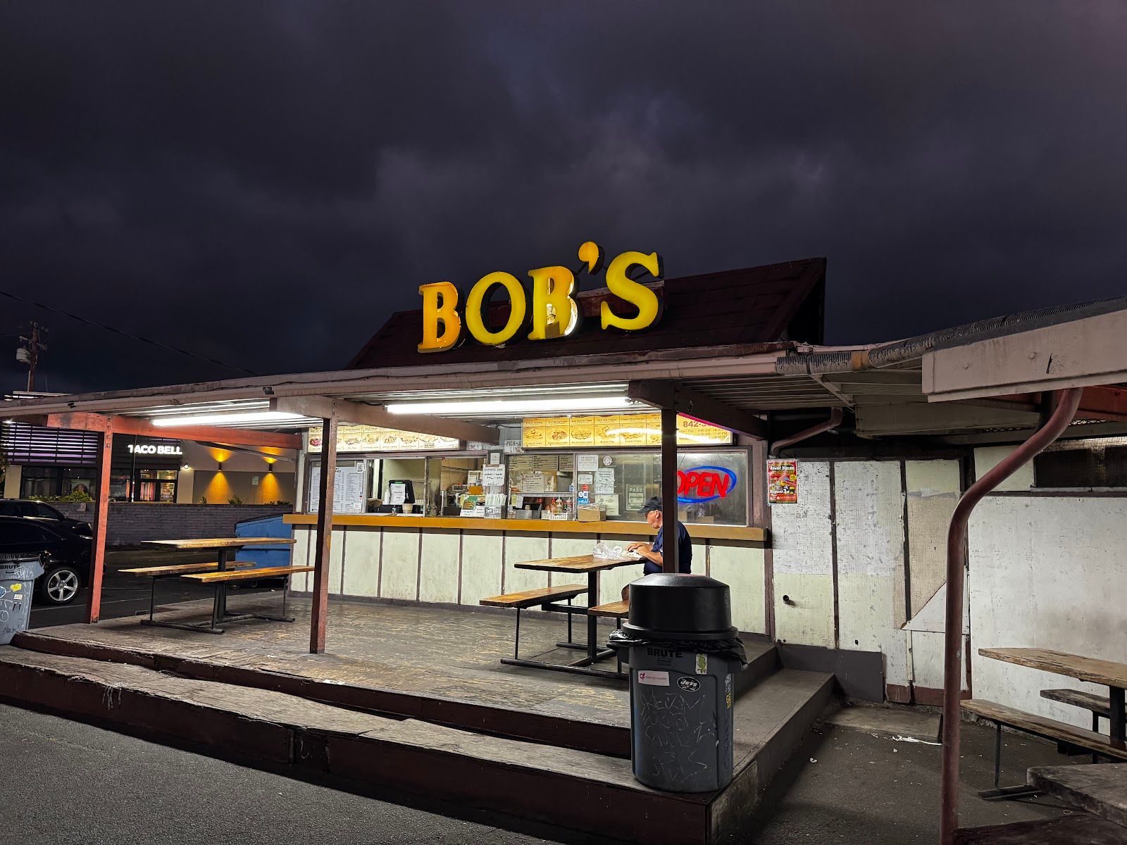 Photo 4 of Bob's Bar-B-Que Restaurants in Downtown, Chinatown & Kakaʻako, Oahu
