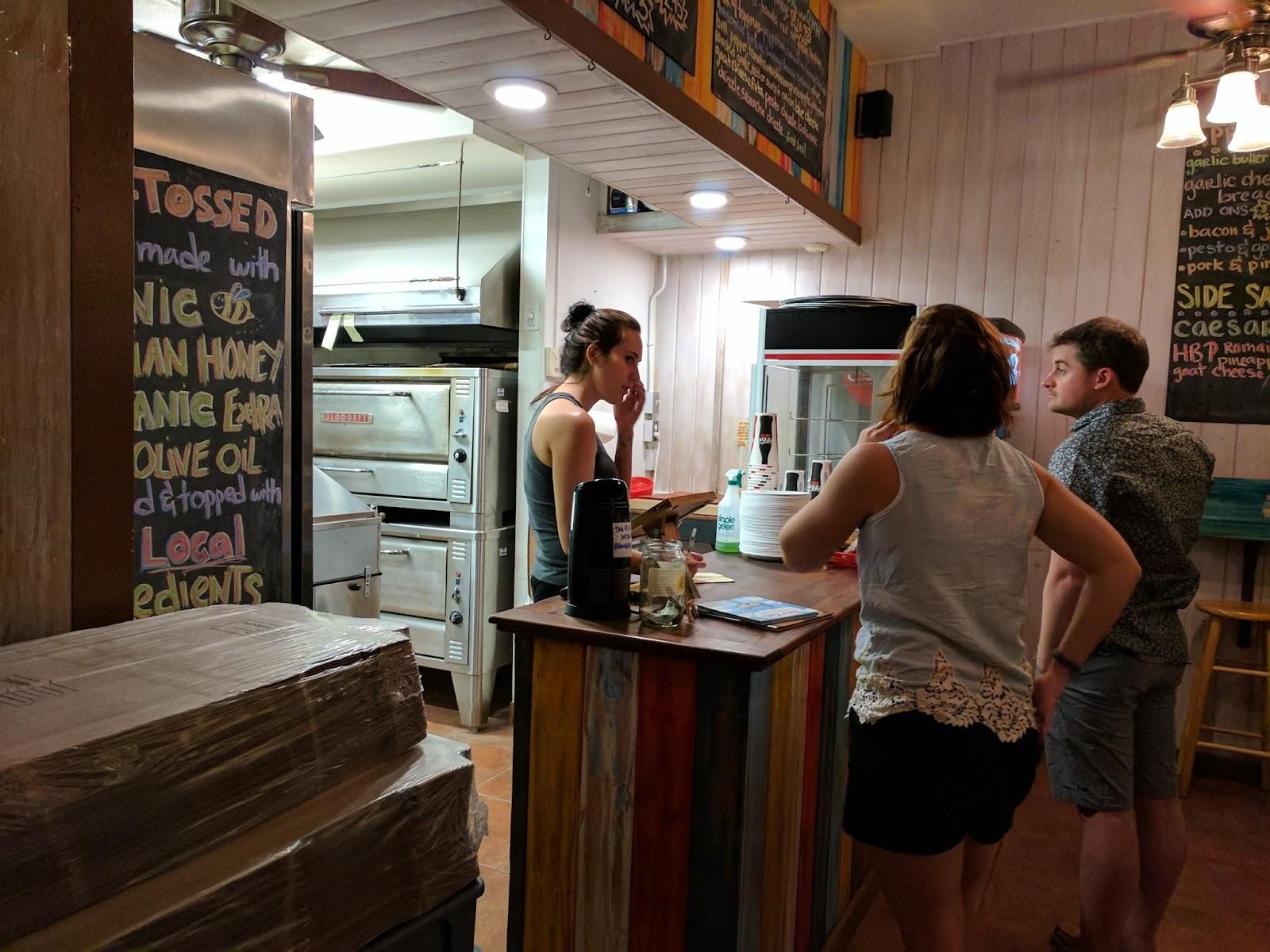 Hanalei Pizza Shop restaurant in Hanalei, Kaua‘i photo 3