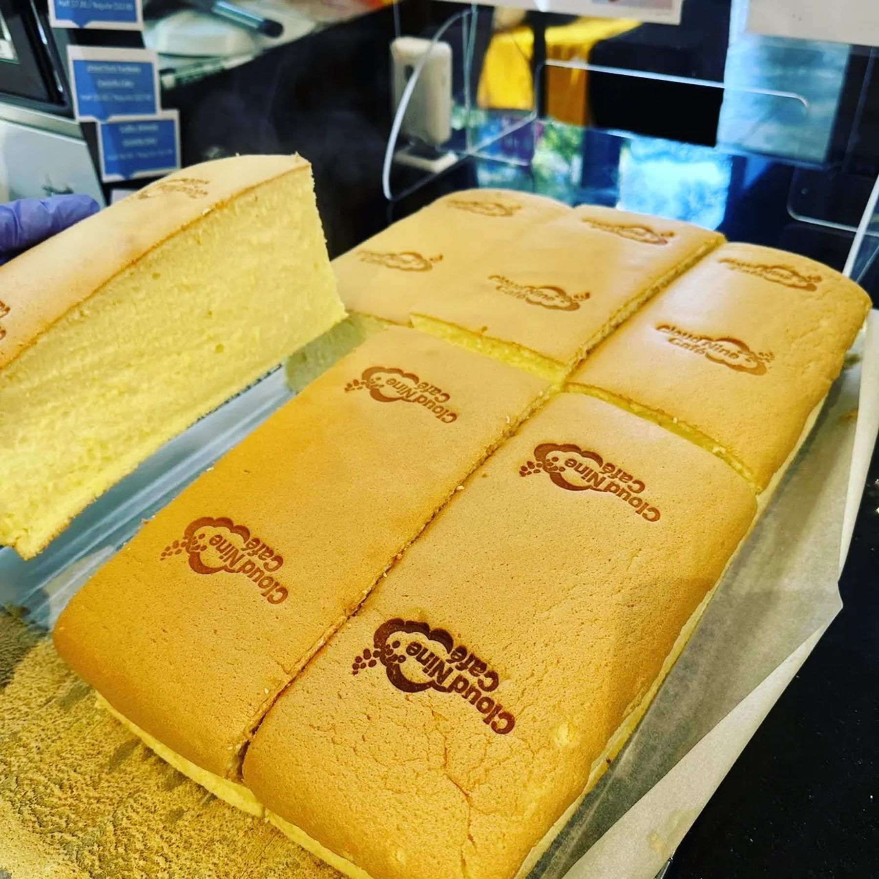 Photo 8 of Cloud Nine Cafe in Ala Moana & Mōʻiliʻili, Oahu