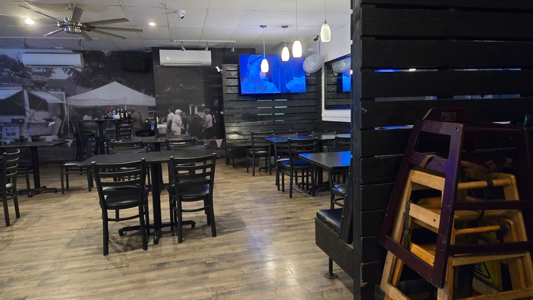 Photo 3 of A & G Bar And Grill in Waiʻanae Coast, Oahu