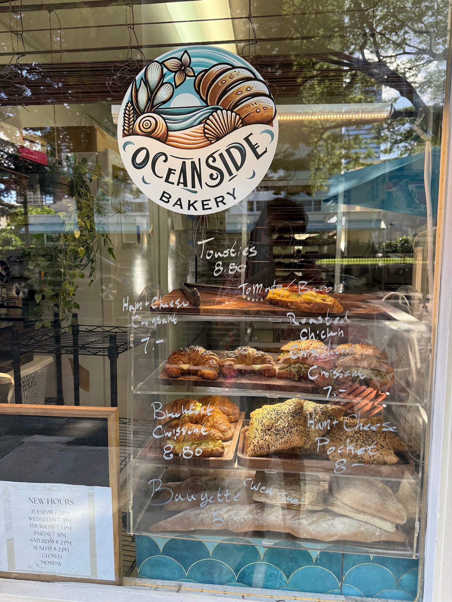 Photo 3 of Ocean side bakery in Downtown, Chinatown & Kakaʻako, Oahu