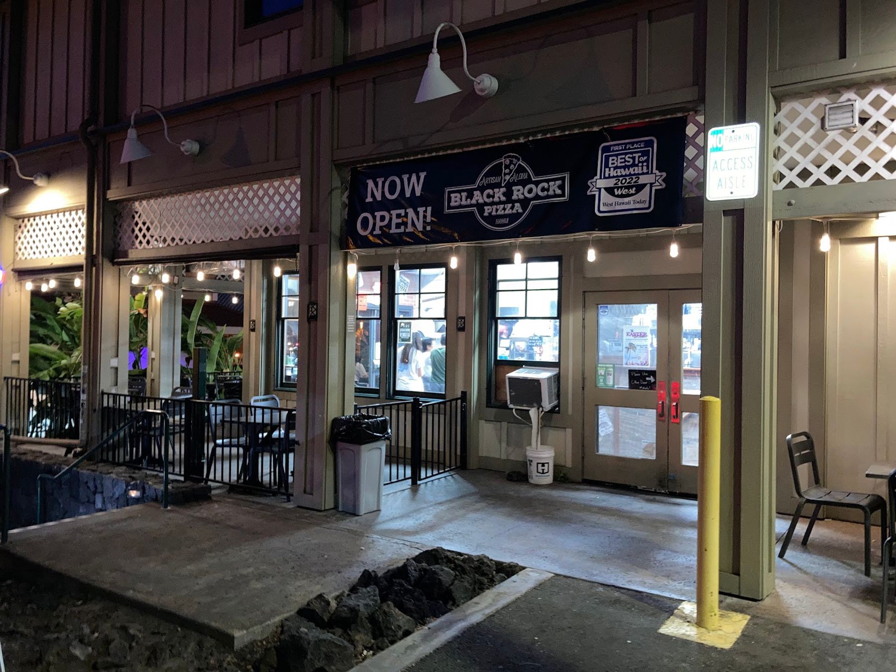 Photo 7 of Black Rock Pizza - Kona in Kailua-Kona, Big Island