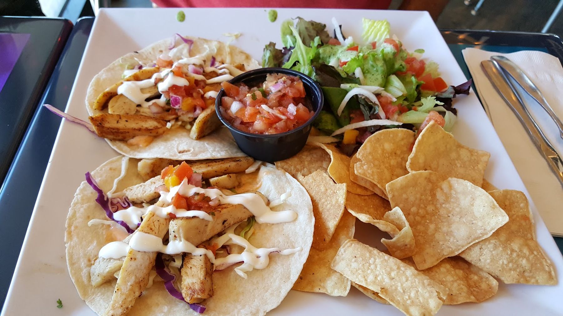 Photo 2 of Sammy's Beach Bar & Grill in Kahului, Maui
