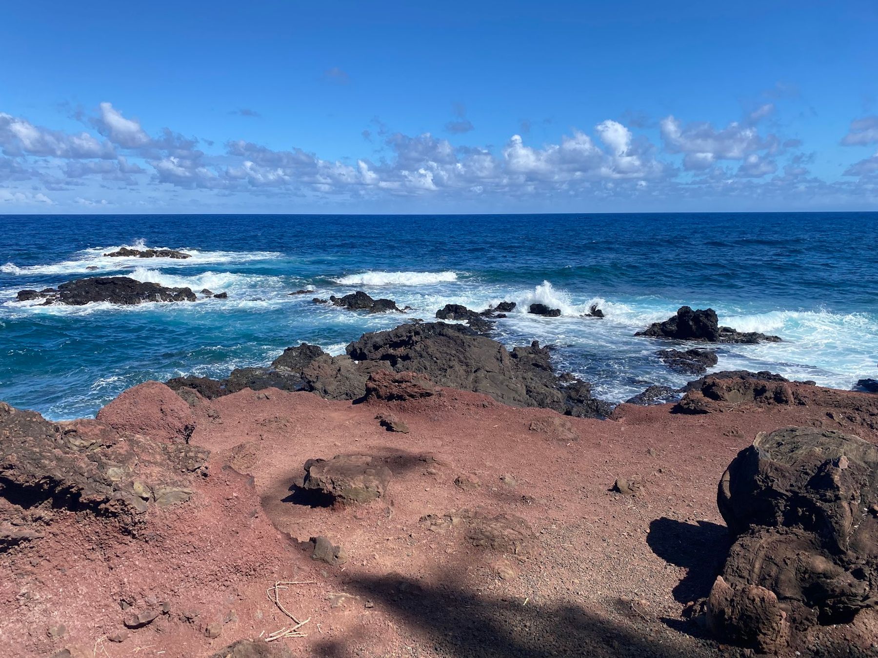 Photo 4 of Kaihalulu Red Sand Beach in Hāna, Maui
