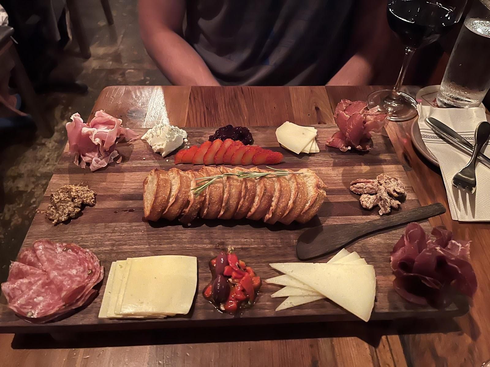 The Tasting Room restaurant in Kōloa, Kaua‘i photo 3