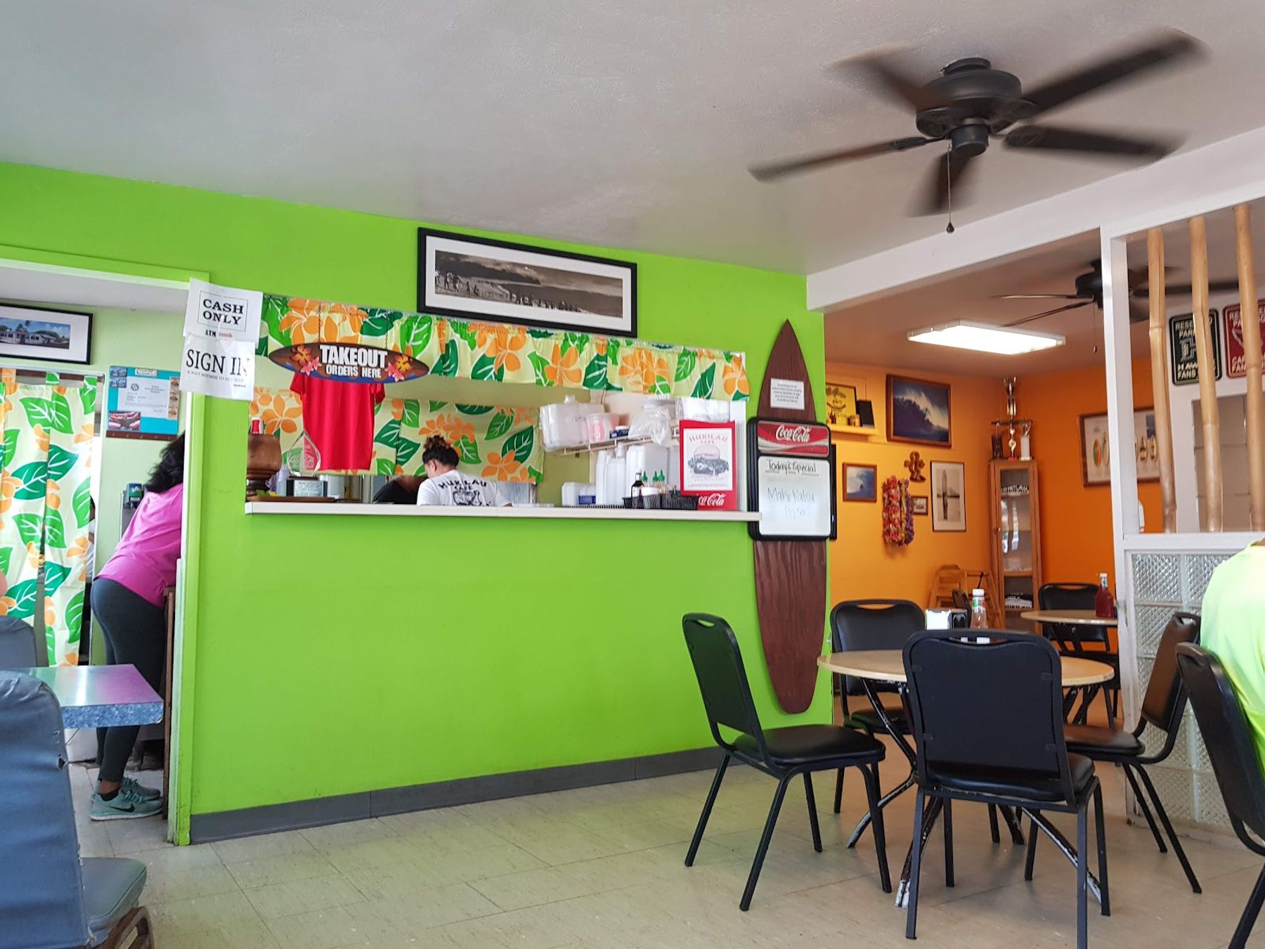Photo 4 of Hukilau Cafe in Lāʻie, Oahu