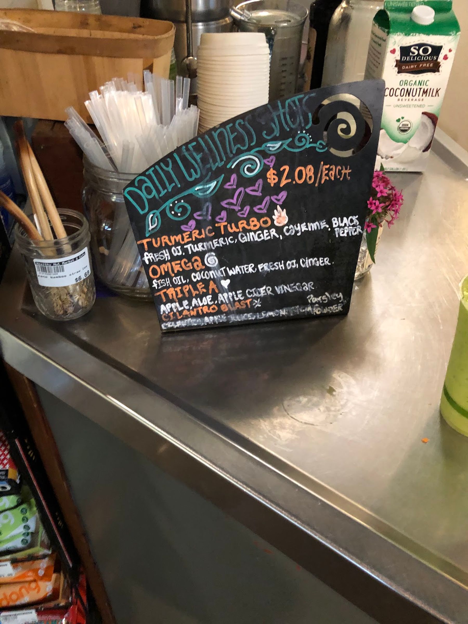 Photo 6 of Healthy Hut Market & Cafe in Kīlauea, Kauai