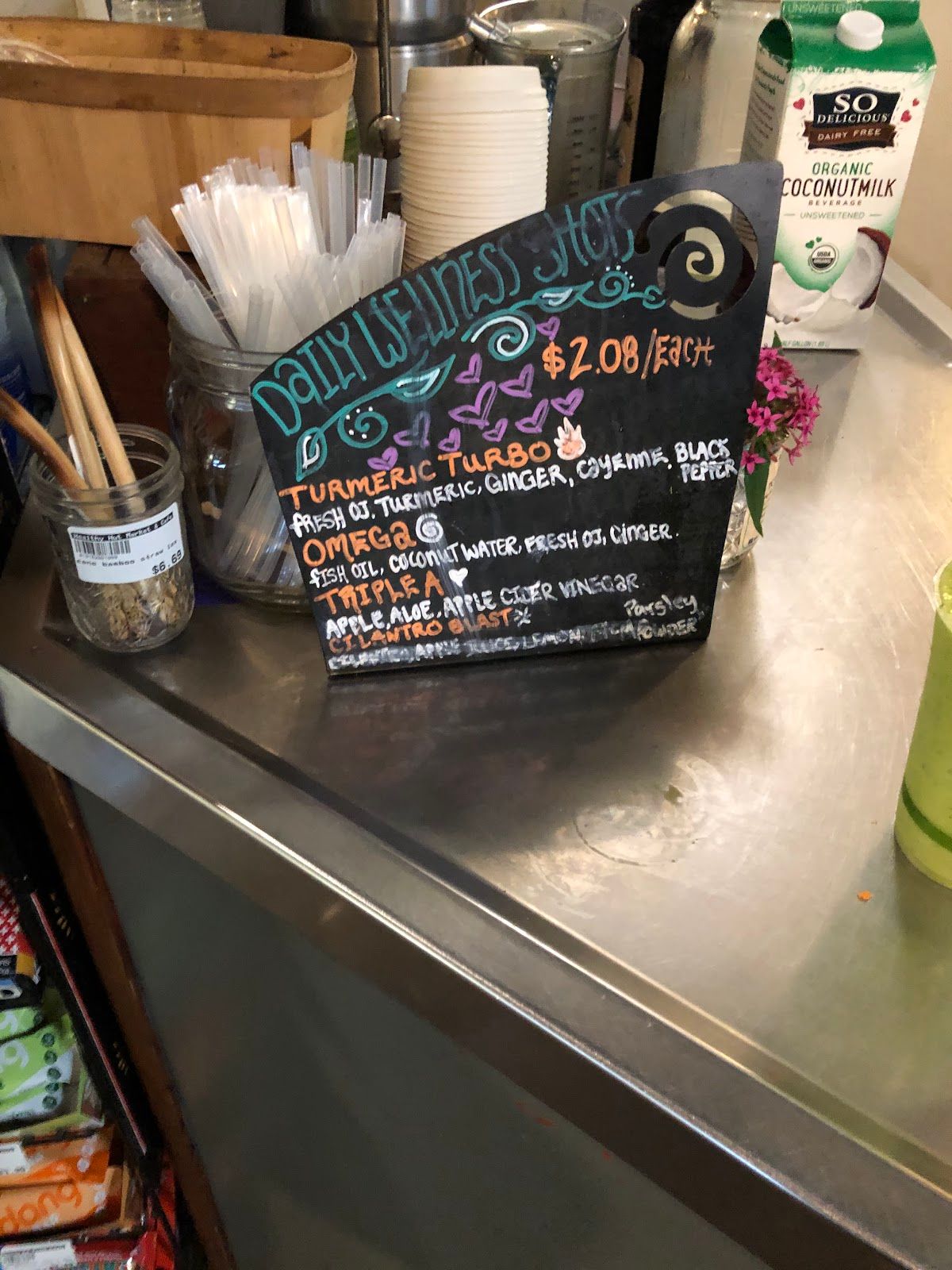 Photo 6 of Healthy Hut Market & Cafe in Kīlauea, Kauai