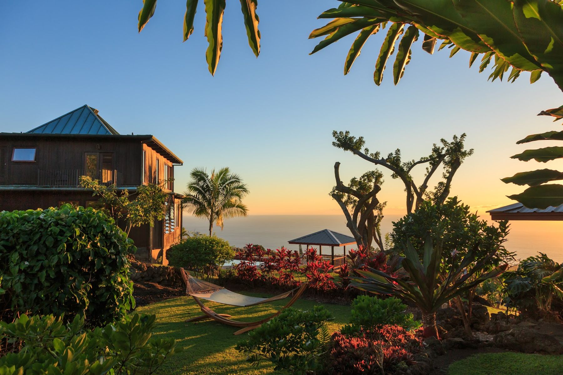 Photo 1 of Holualoa Inn in Hōlualoa, Big-island