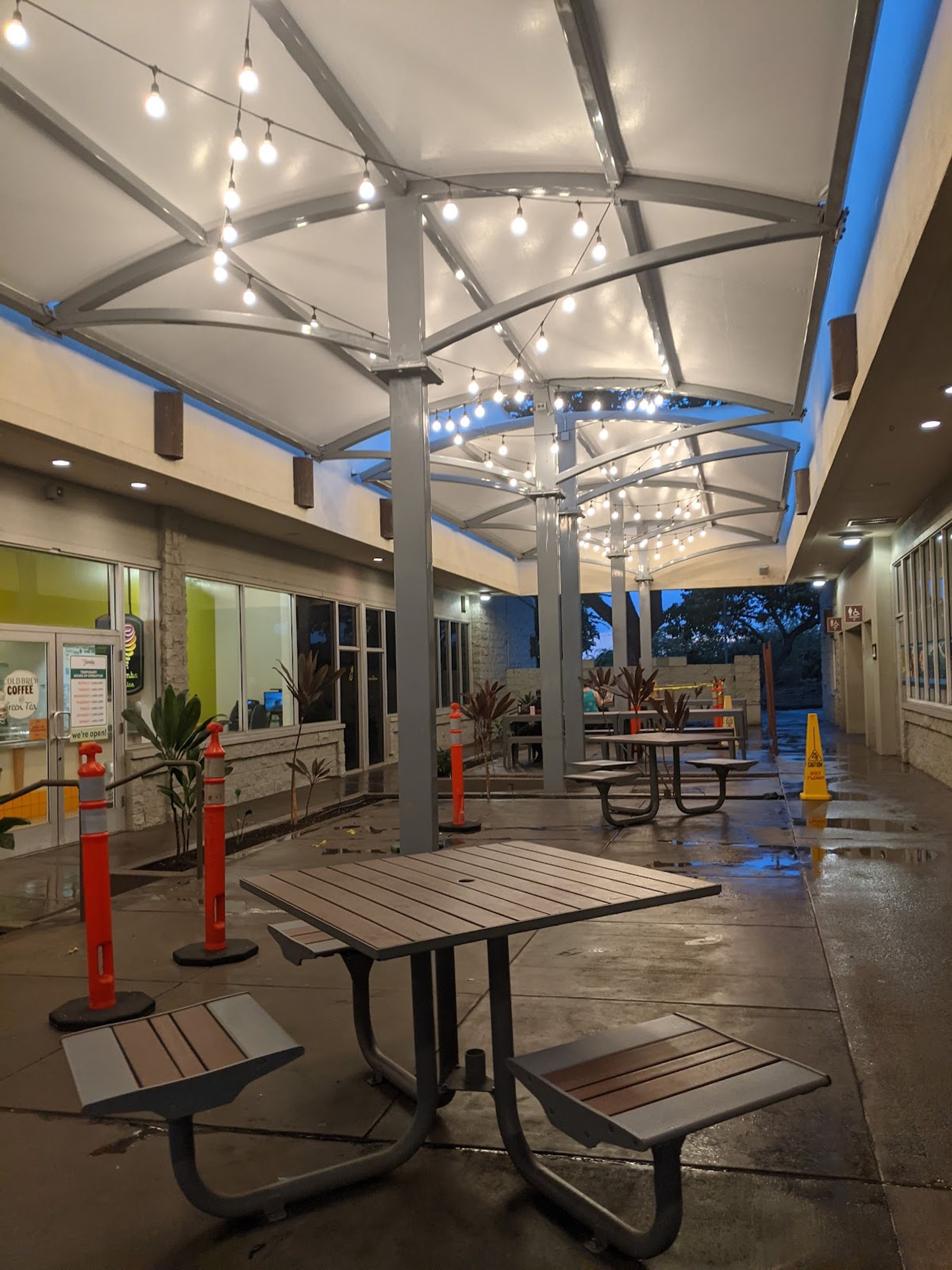 Photo 5 of Kona Coast Shopping Center in Kailua-Kona, Big Island