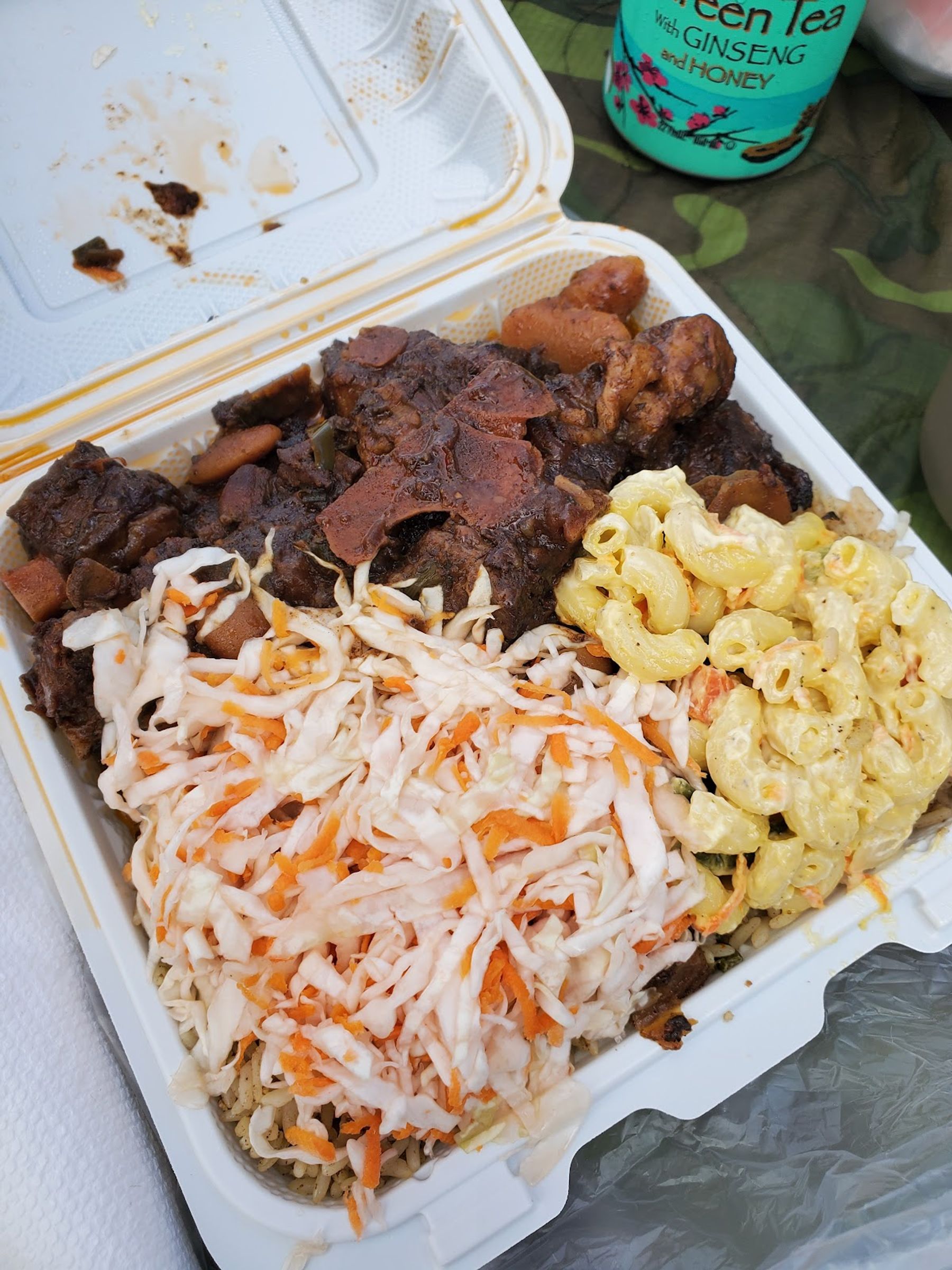 Photo 2 of Island Patty in Kāneʻohe, Oahu