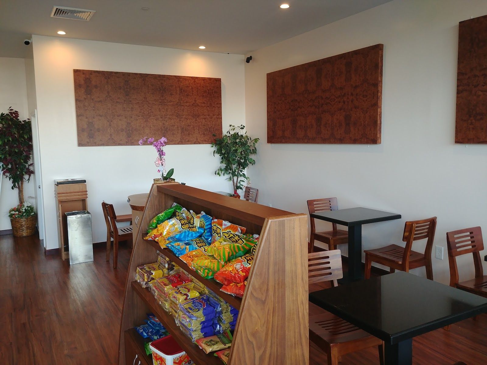 Photo 10 of Coffee Or Tea in Waipahu & Kunia, Oahu