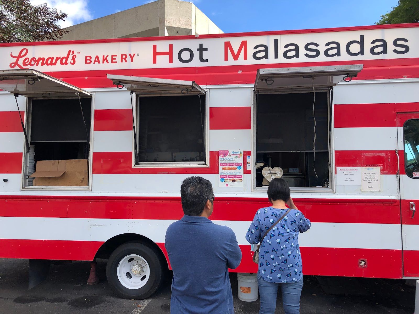Photo 3 of Leonard's Pearlridge Malasada Mobile in Pearl Harbor & ʻAiea, Oahu