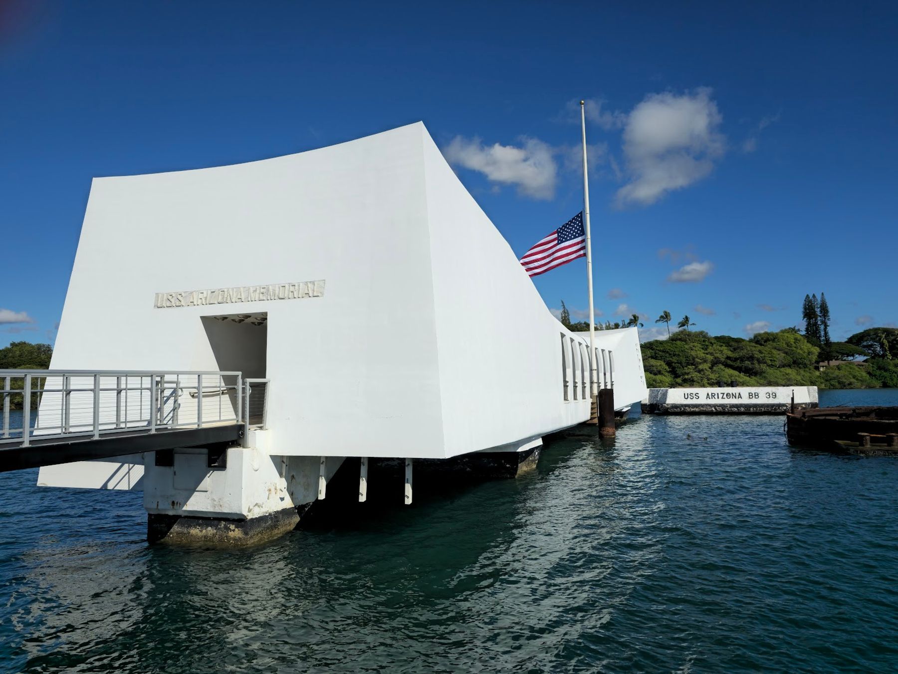 Photo 2 of USS Arizona Memorial in Pearl Harbor & ʻAiea, Oahu