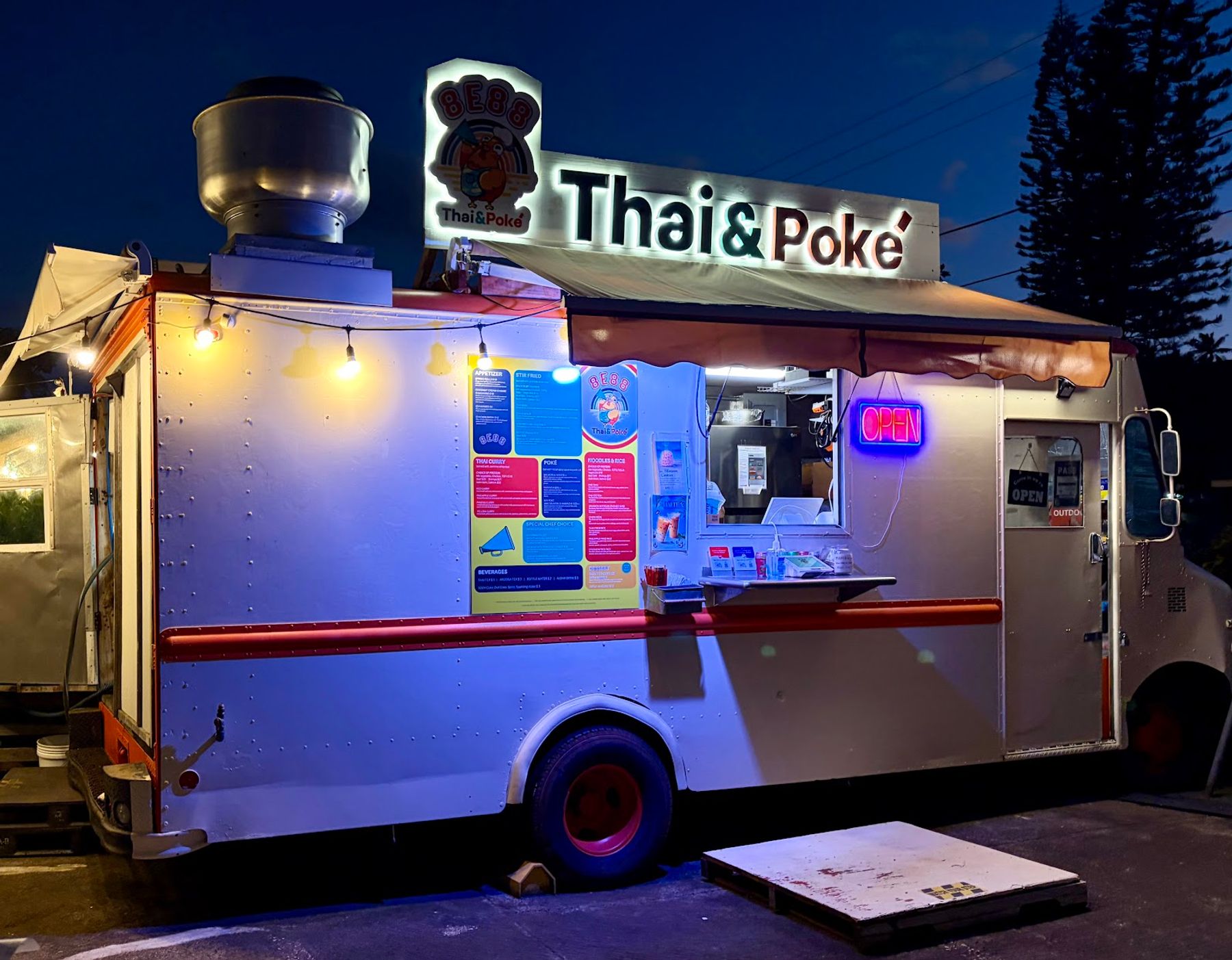 Photo 3 of 8E88 Thai & Poké in Wailua, Kauai