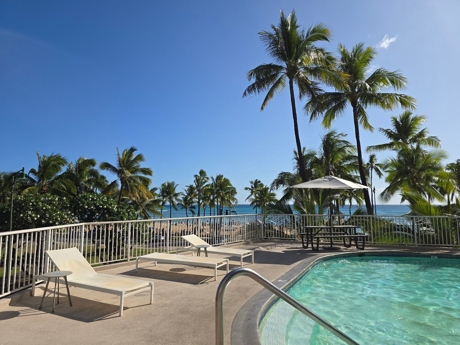Photo 3 of Park Shore Waikiki Hotel in Waikīkī, Oahu