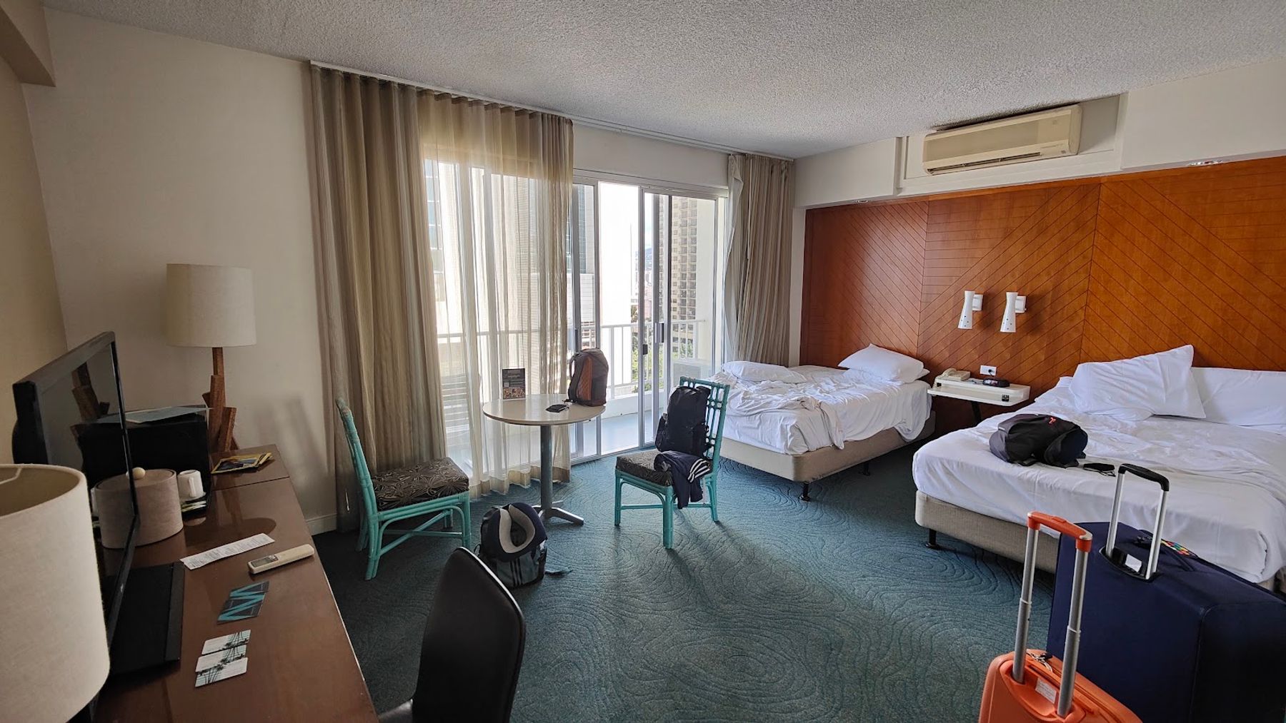 Photo 4 of Oasis Hotel Waikiki in Waikīkī, Oahu