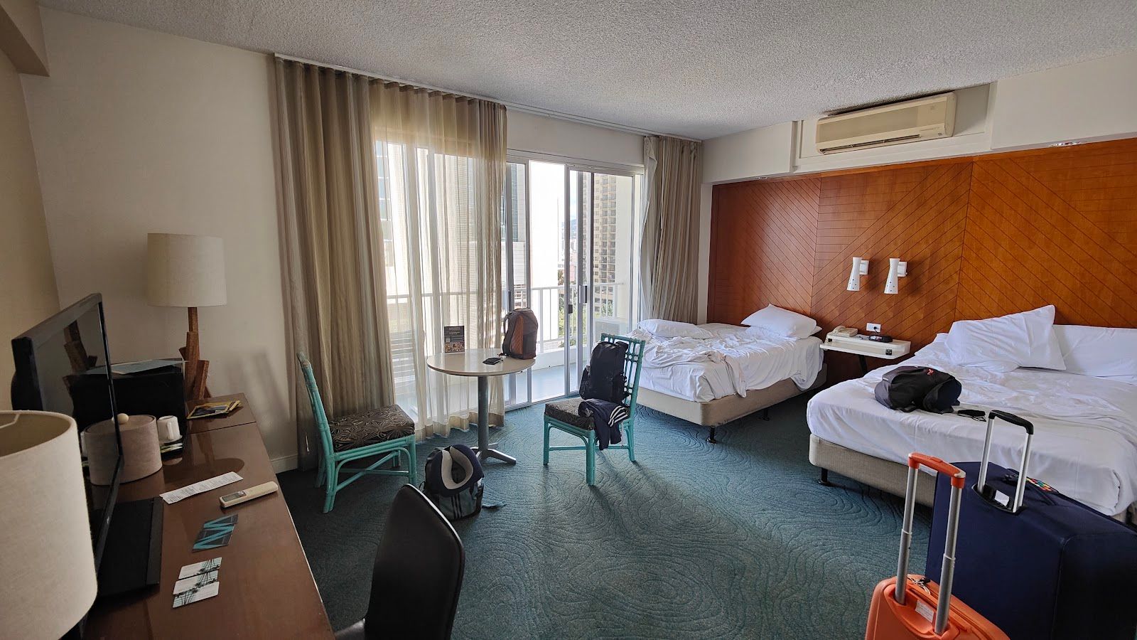 Photo 4 of Oasis Hotel Waikiki in Waikīkī, Oahu