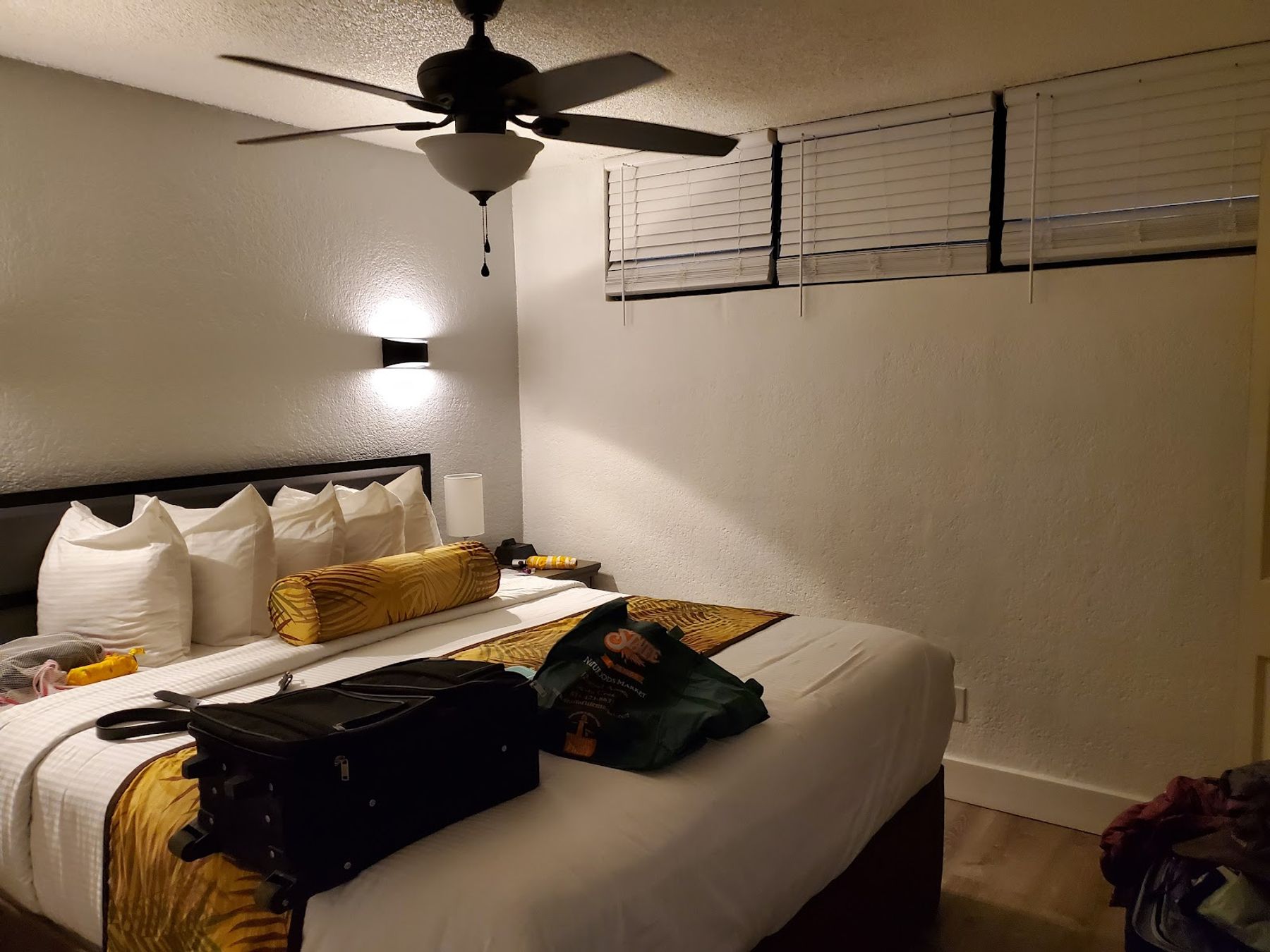 Photo 2 of Kona Reef Resort in Kailua-Kona, Big-island