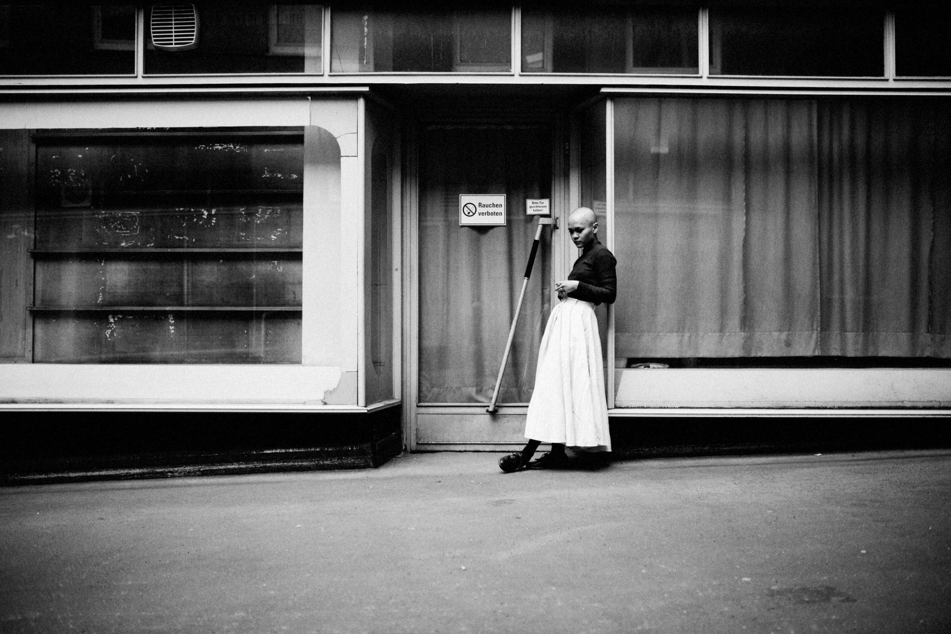 Full body street storefront — Björn Lexius, Hamburg