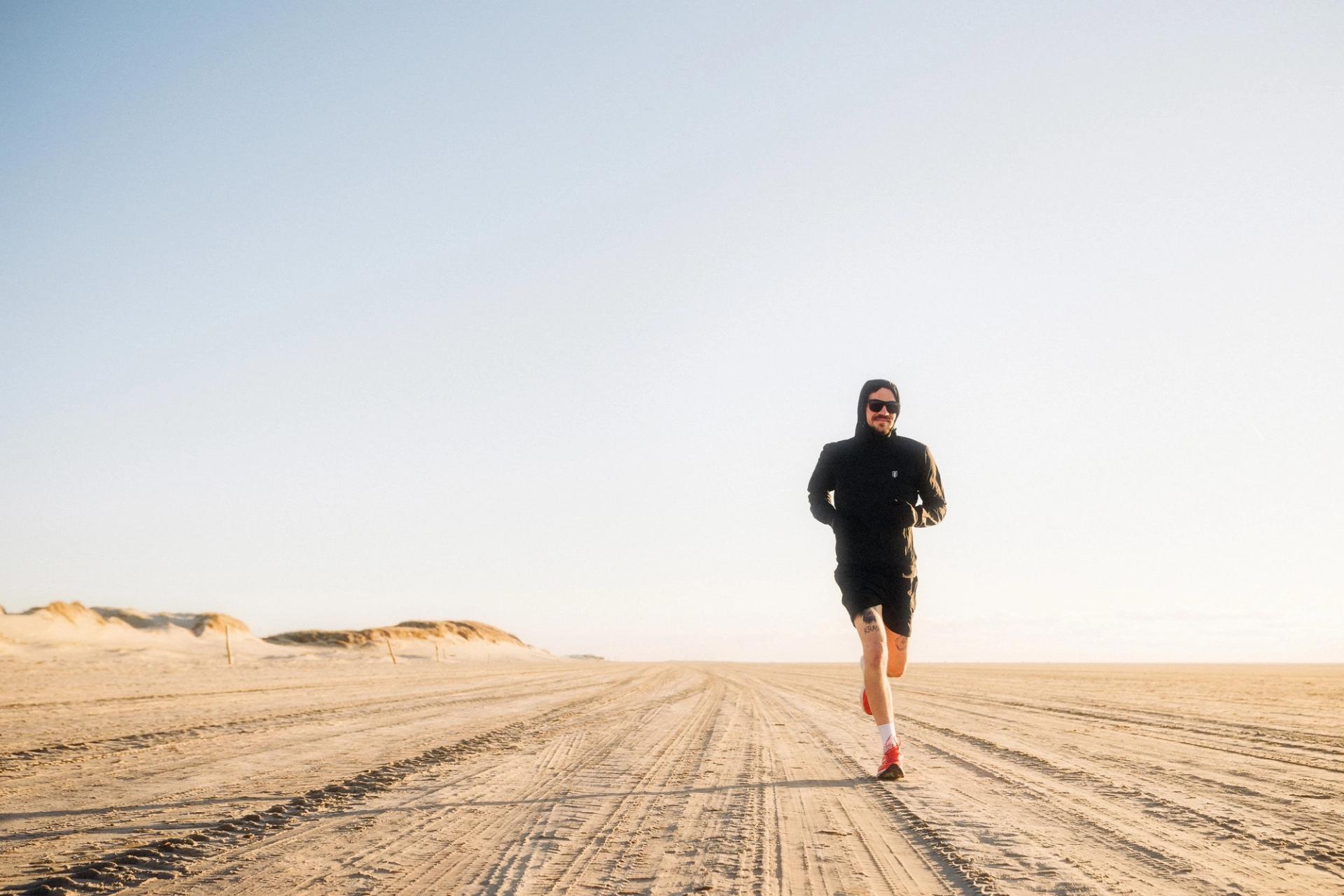Runner wide beach — Björn Lexius, Sankt Peter-Ording