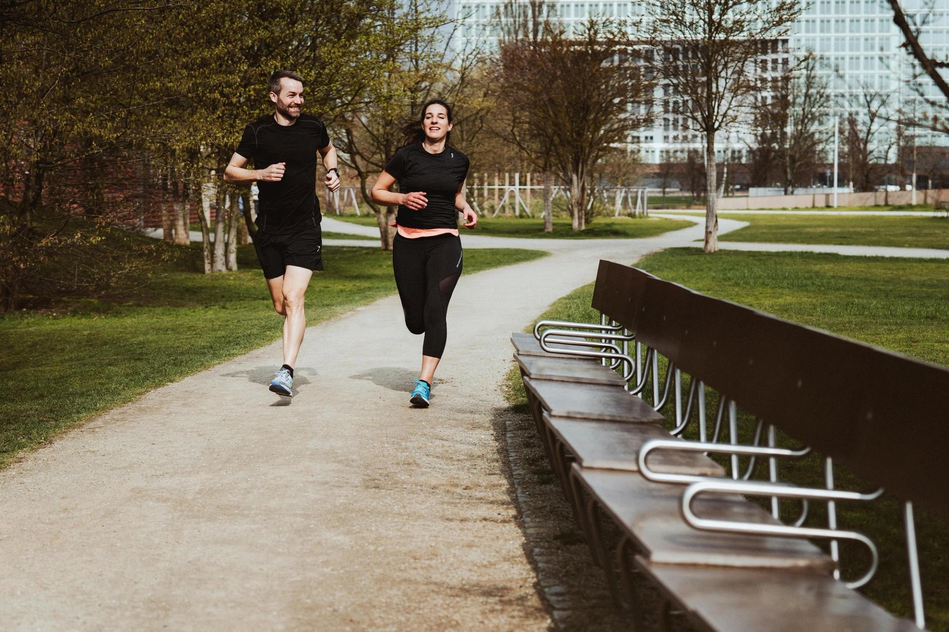 Runners park duo — Björn Lexius, Hamburg, Germany