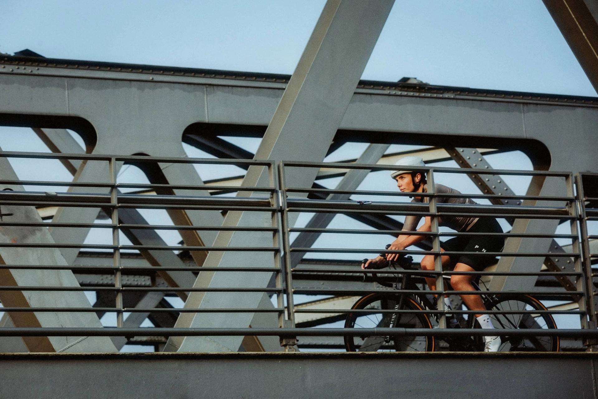 Cyclist steel bridge — Björn Lexius, Hamburg