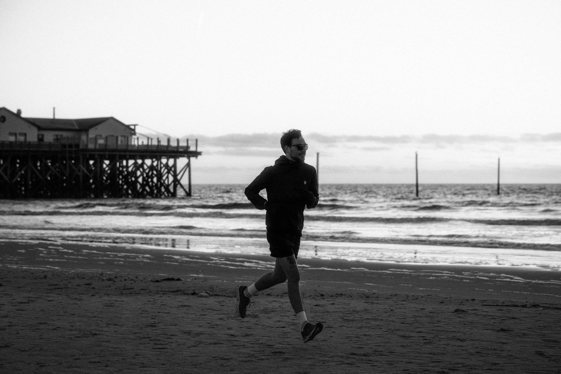 Runner bw pier — Björn Lexius, Sankt Peter-Ording