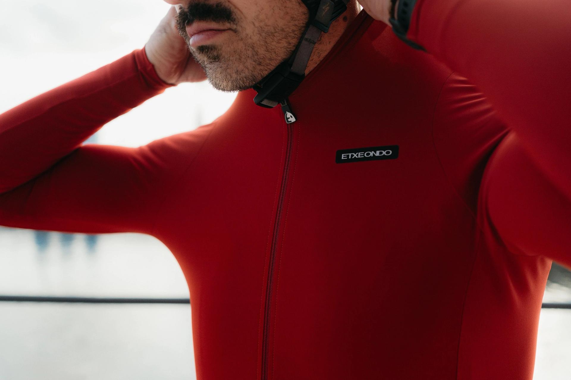 Red jersey detail — Björn Lexius, Hamburg