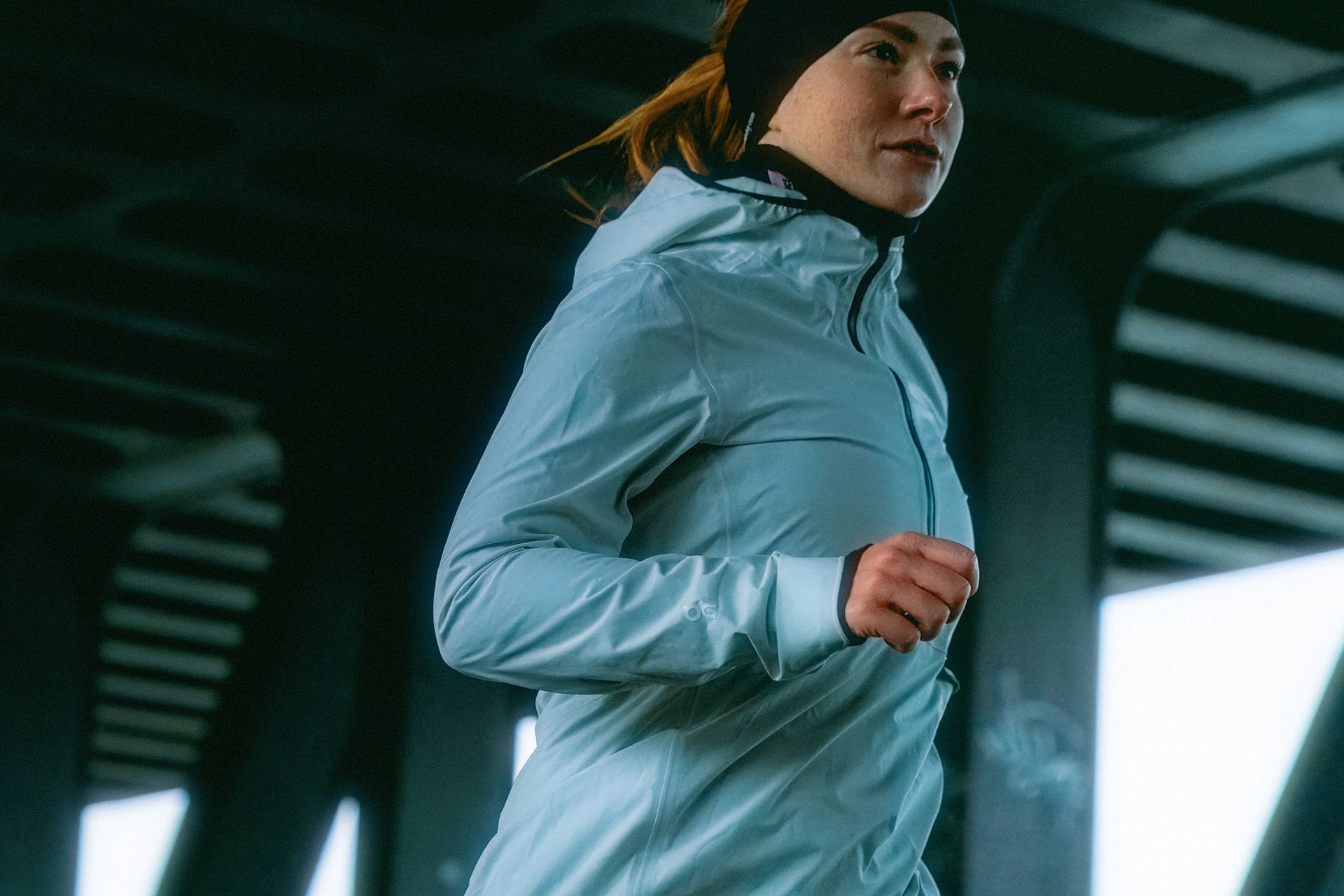 Michelle running bridge — Björn Lexius, Hamburg, Germany