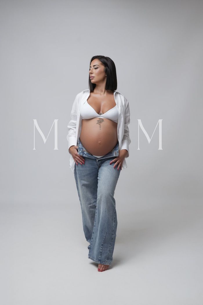 Maternity — silhouette