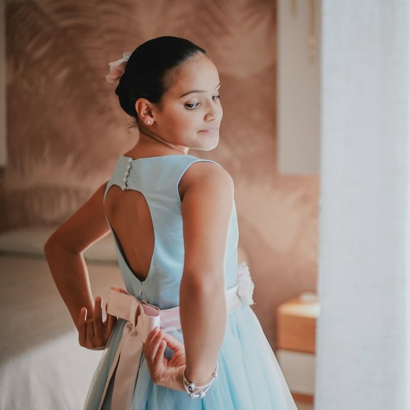 Bambina nel giorno della prima comunione