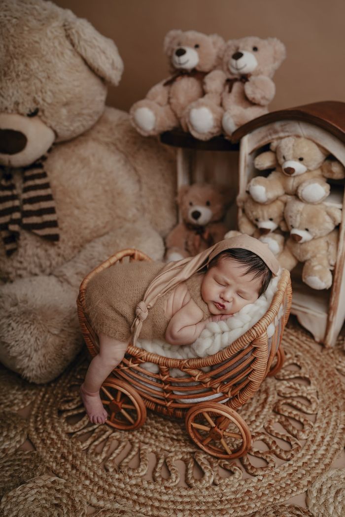 Newborn — dettagli