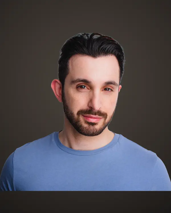 George Kyriakopoulos headshot