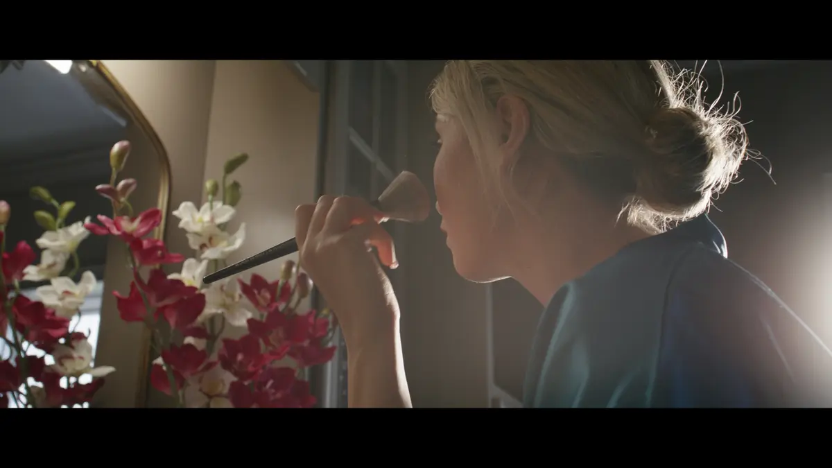 Mirror Mirror still 6