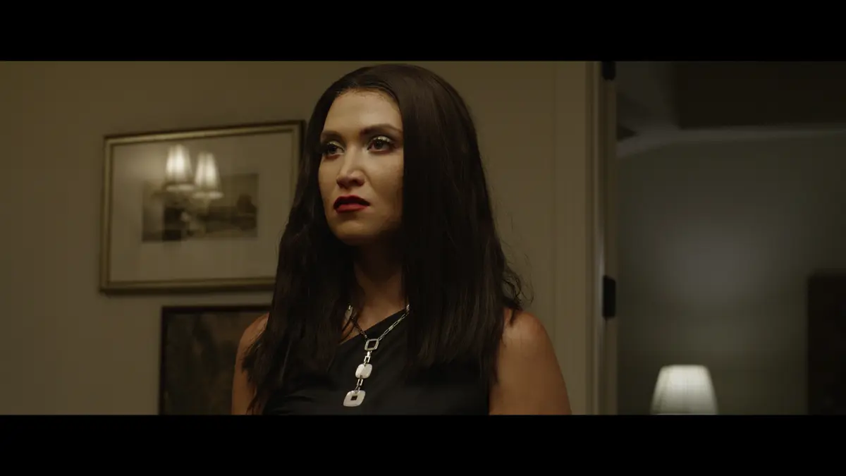 Mirror Mirror still 10