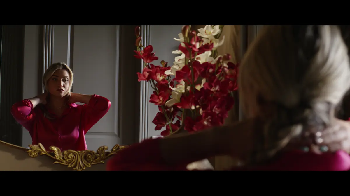 Mirror Mirror still 1