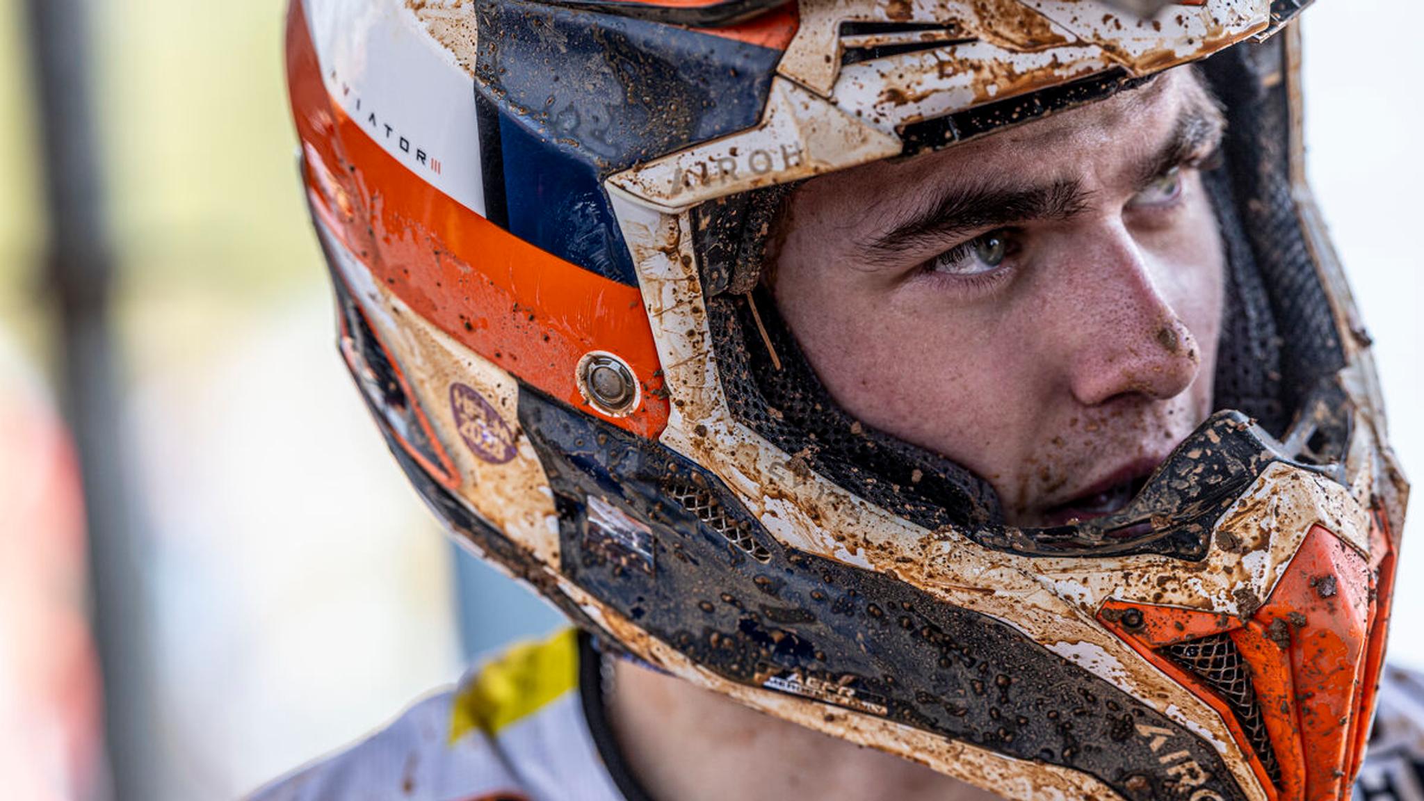 Valk Quickest in MX2 - Arco