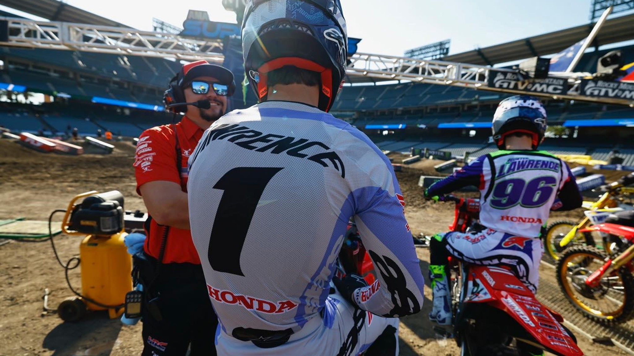 Lars Lindstrom - Lawrence Return