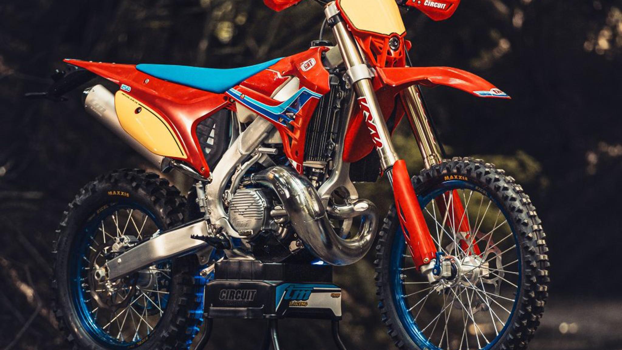 TM Moto - Dream Boy Dream