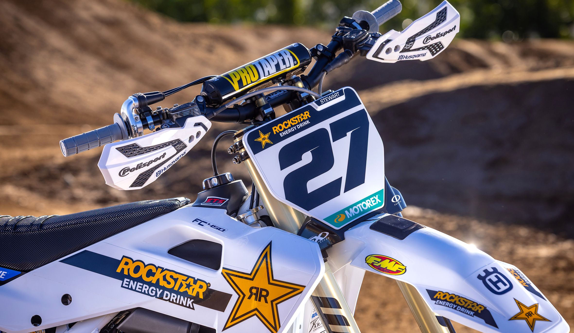 Polisport and Husky image