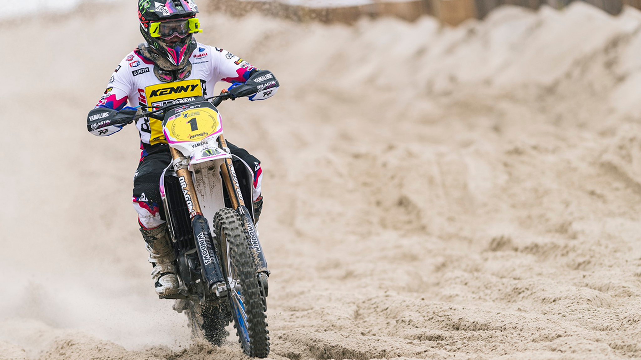 Kellett Extends Lead