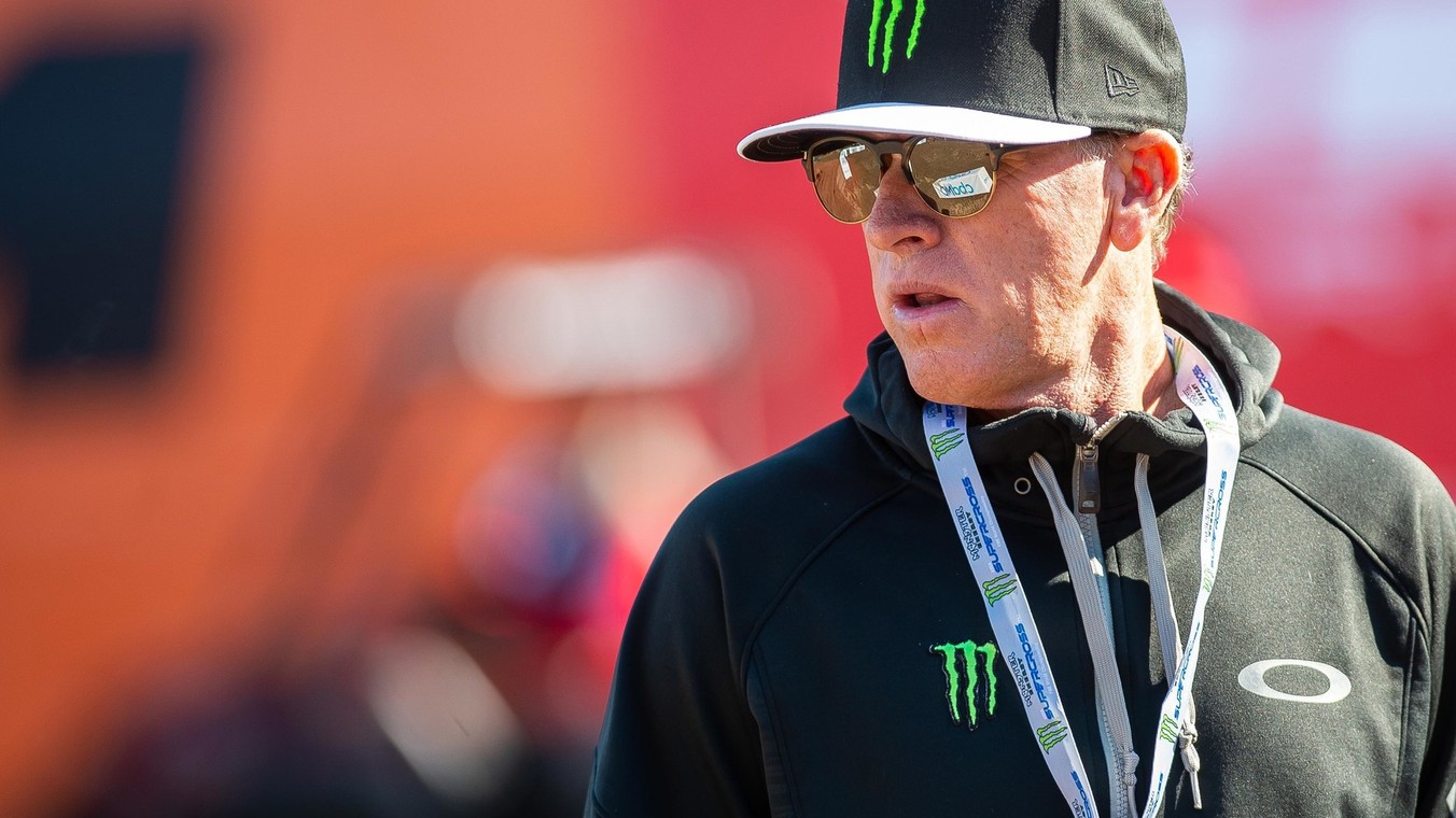 Johnny O'Mara - Jett Injury image