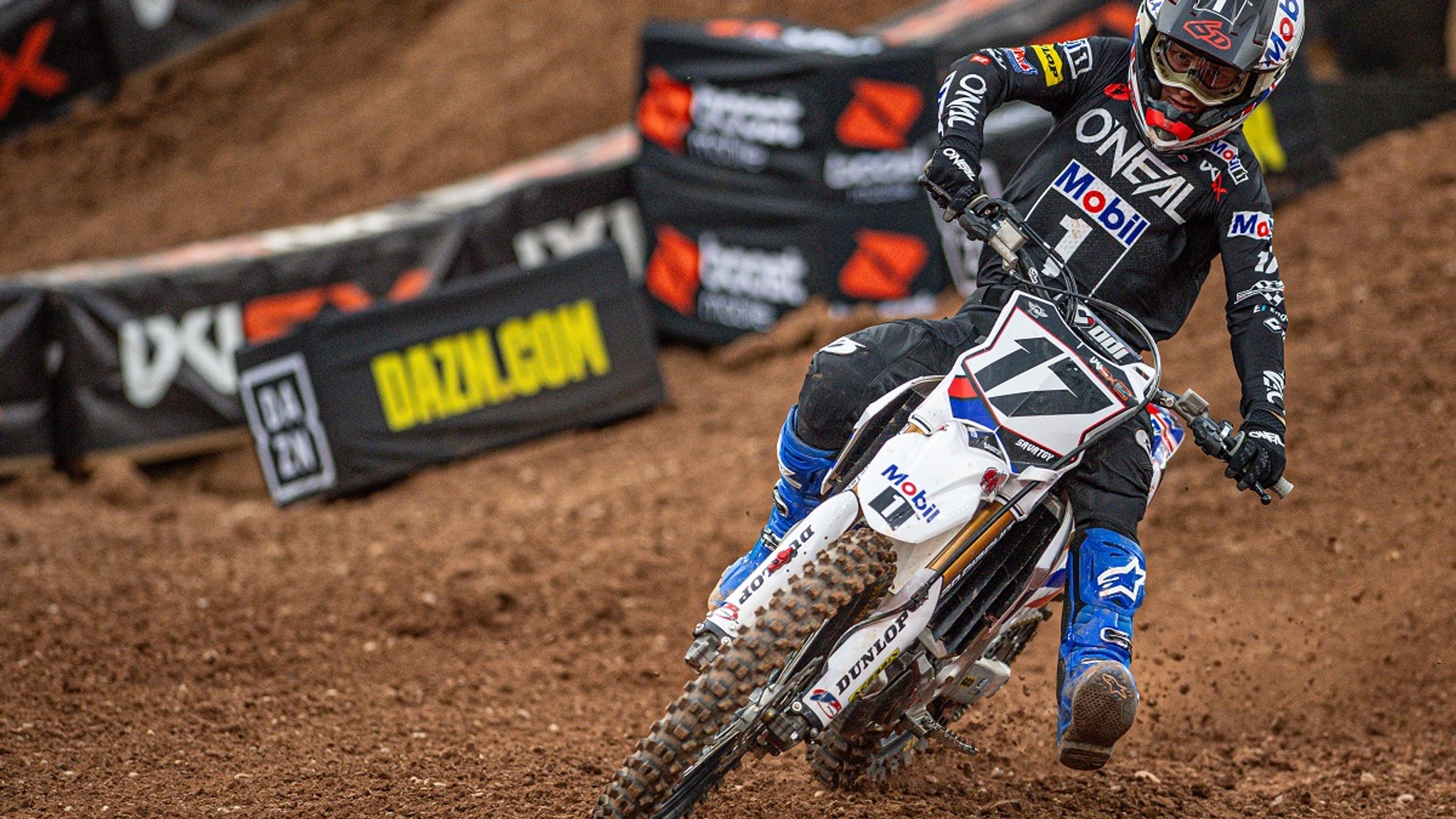 Abu Dhabi SXGP - Back In Time